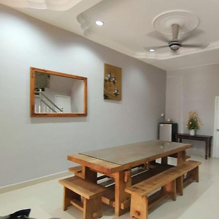 Homestay Roma Suite Kuala Terengganu Bagian luar foto